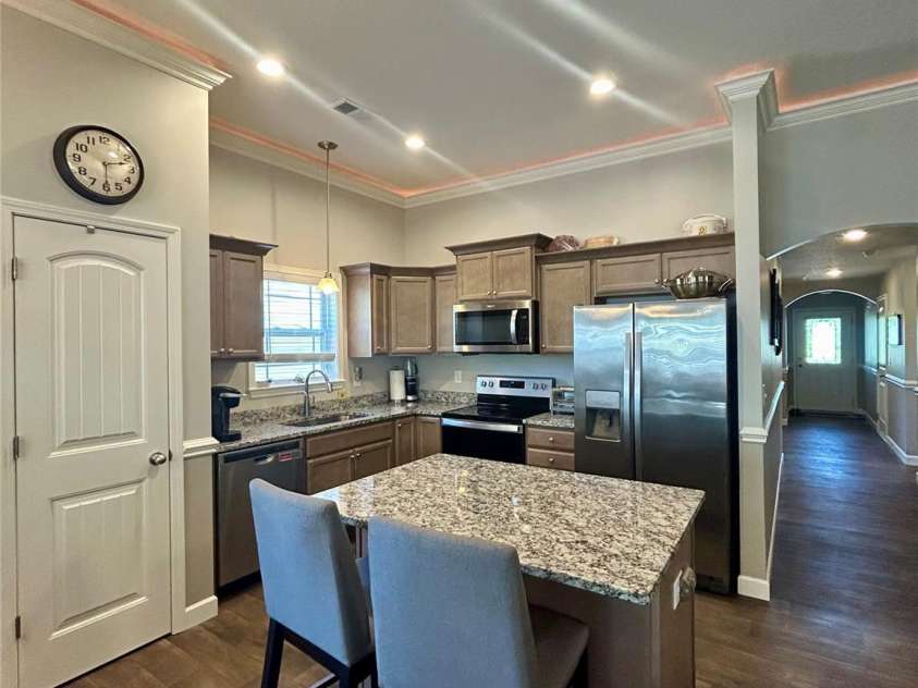 203 Thorn Creek Drive, Gaffney, SC 29341.  MLS# CAR4135530, YatesRealty ID 6967. Kitchen