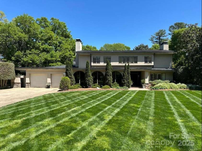 1816 5th Street, Hickory, NC 28601.  MLS# CAR4247002, YatesRealty ID 6969. 