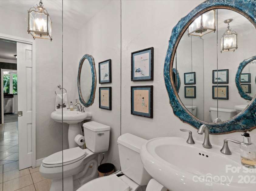 1816 5th Street, Hickory, NC 28601.  MLS# CAR4247002, YatesRealty ID 6969. 