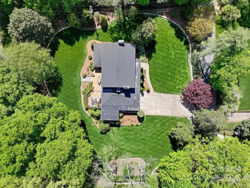 1816 5th Street, Hickory, NC 28601.  MLS# CAR4247002, YatesRealty ID 6969. 