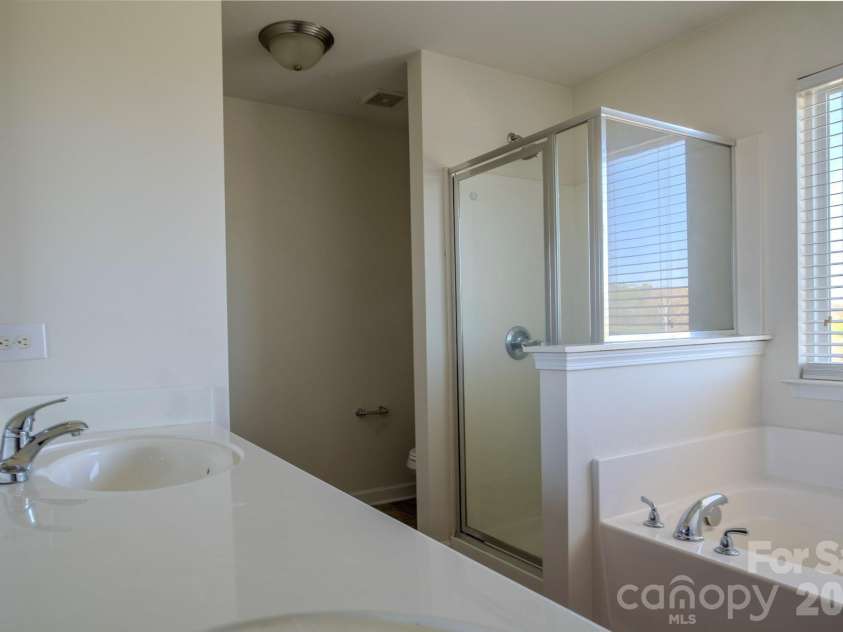 3244 Oulten Street, Concord, NC 28027.  MLS# CAR4362865, YatesRealty ID 6969. Master Bath