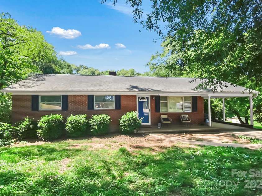 113 Academy Street, Mooresboro, NC 28114.  MLS# CAR4274281, YatesRealty ID 697. 