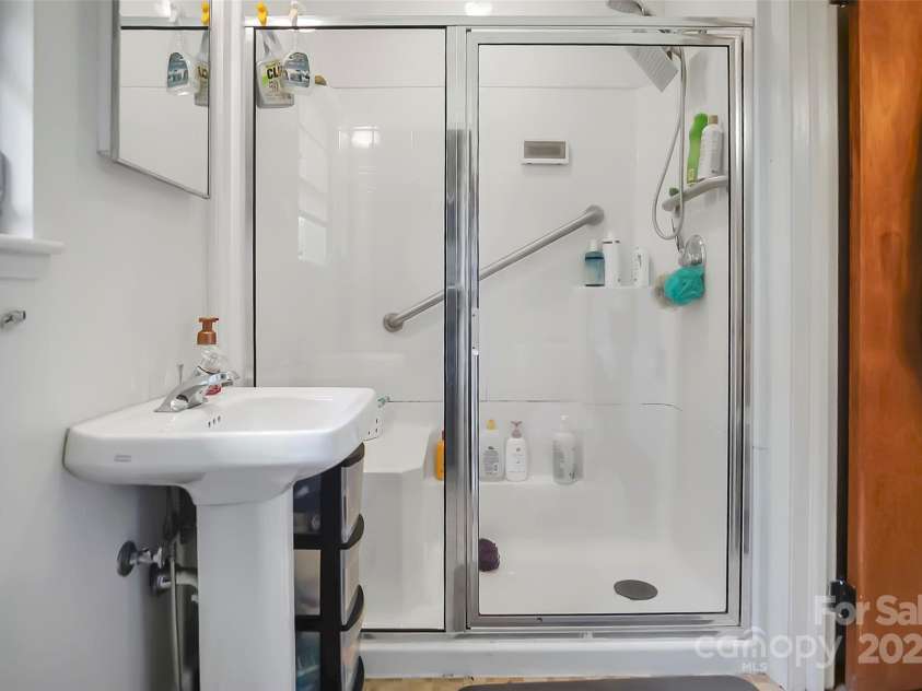 113 Academy Street, Mooresboro, NC 28114.  MLS# CAR4274281, YatesRealty ID 697. 