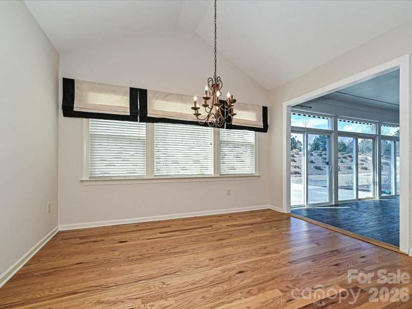 2004 Rockbrook Lane, Belmont, NC 28012.  MLS# CAR4355401, YatesRealty ID 6972. Breakfast area