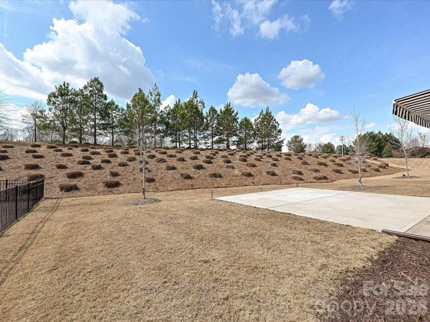 2004 Rockbrook Lane, Belmont, NC 28012.  MLS# CAR4355401, YatesRealty ID 6972. Rear Yaard