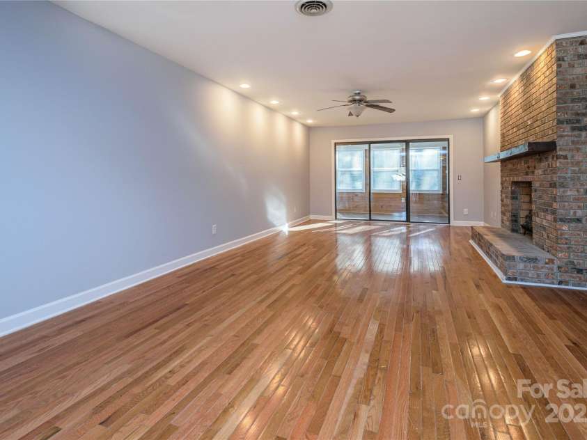 760 Britton Creek Drive, Hendersonville, NC 28791.  MLS# CAR4205803, YatesRealty ID 6972. Living Room/Dining Room