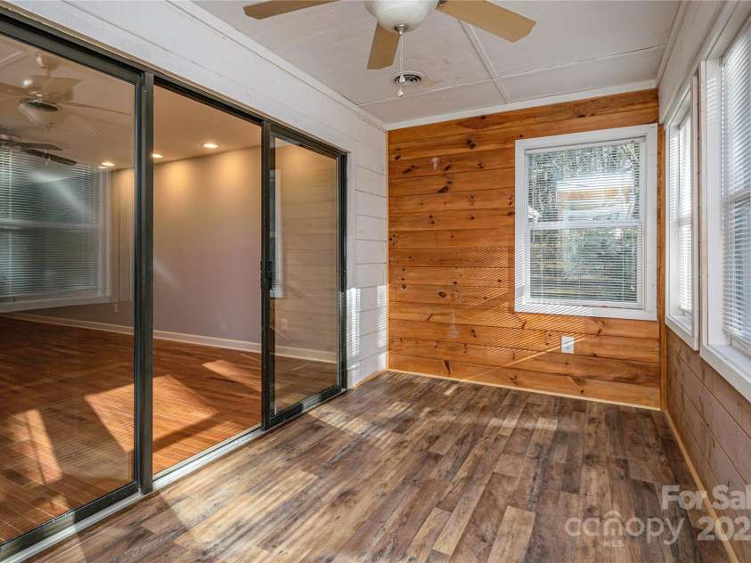 760 Britton Creek Drive, Hendersonville, NC 28791.  MLS# CAR4205803, YatesRealty ID 6972. Sunroom