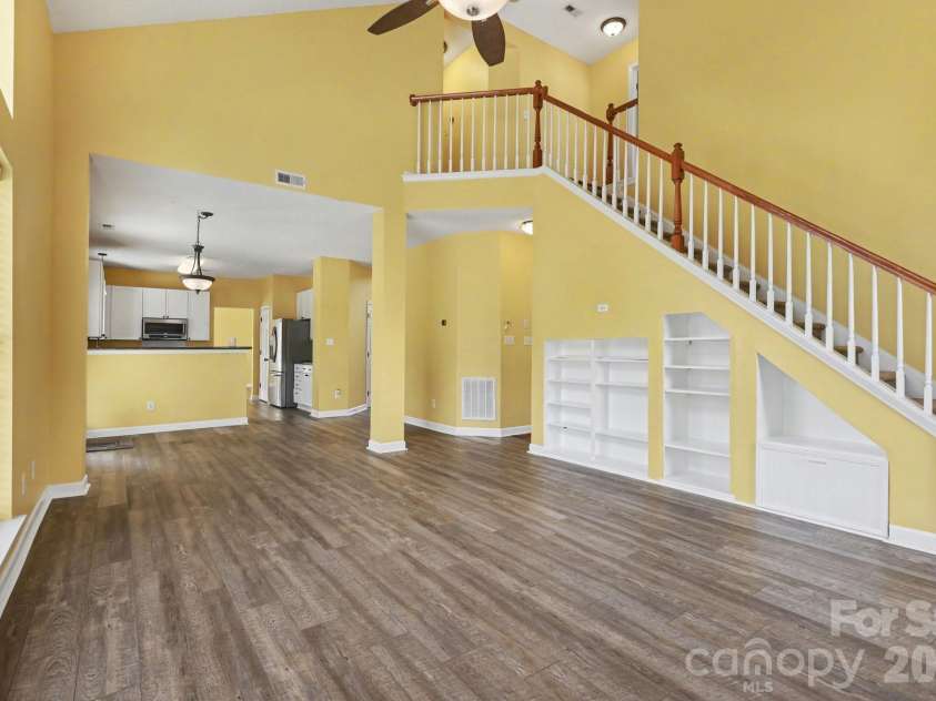 1941 Wilrose Place, Matthews, NC 28105.  MLS# CAR4326473, YatesRealty ID 6973. 
