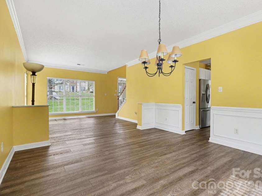 1941 Wilrose Place, Matthews, NC 28105.  MLS# CAR4326473, YatesRealty ID 6973. 