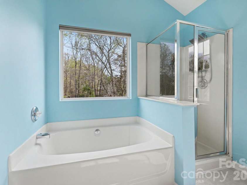 1941 Wilrose Place, Matthews, NC 28105.  MLS# CAR4326473, YatesRealty ID 6973. 