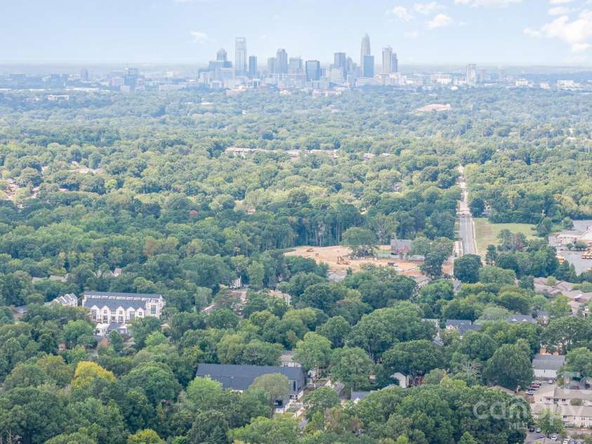3526 Saker Lane, Charlotte, NC 28211.  MLS# CAR4242251, YatesRealty ID 6973. 