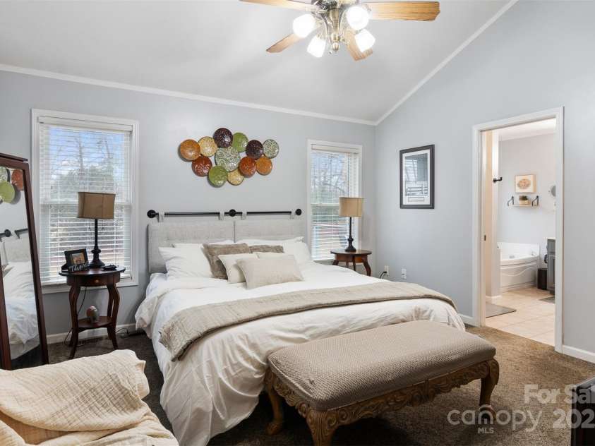 3541 Hezekiah Drive, Lenoir, NC 28645.  MLS# CAR4225336, YatesRealty ID 6974. 