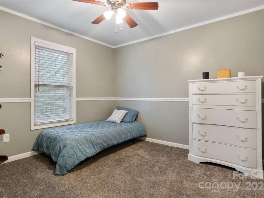 3541 Hezekiah Drive, Lenoir, NC 28645.  MLS# CAR4225336, YatesRealty ID 6974. 