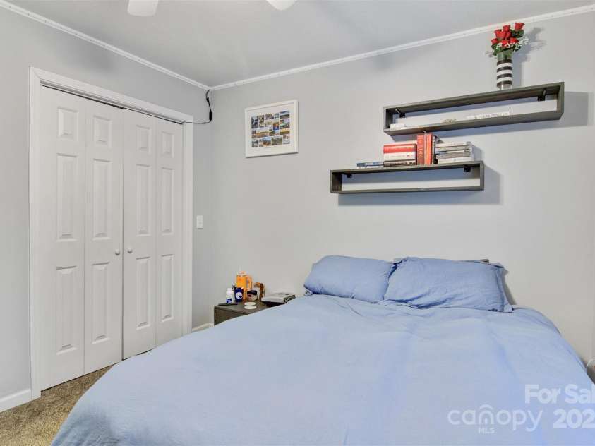 3541 Hezekiah Drive, Lenoir, NC 28645.  MLS# CAR4225336, YatesRealty ID 6974. 