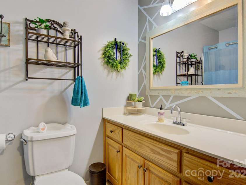 3541 Hezekiah Drive, Lenoir, NC 28645.  MLS# CAR4225336, YatesRealty ID 6974. 