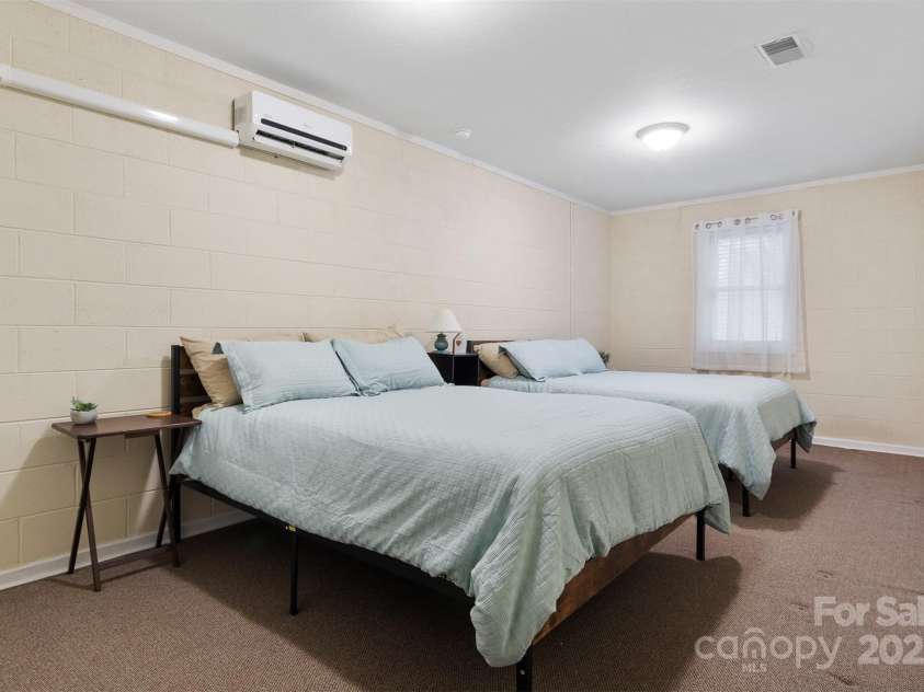 3541 Hezekiah Drive, Lenoir, NC 28645.  MLS# CAR4225336, YatesRealty ID 6974. 