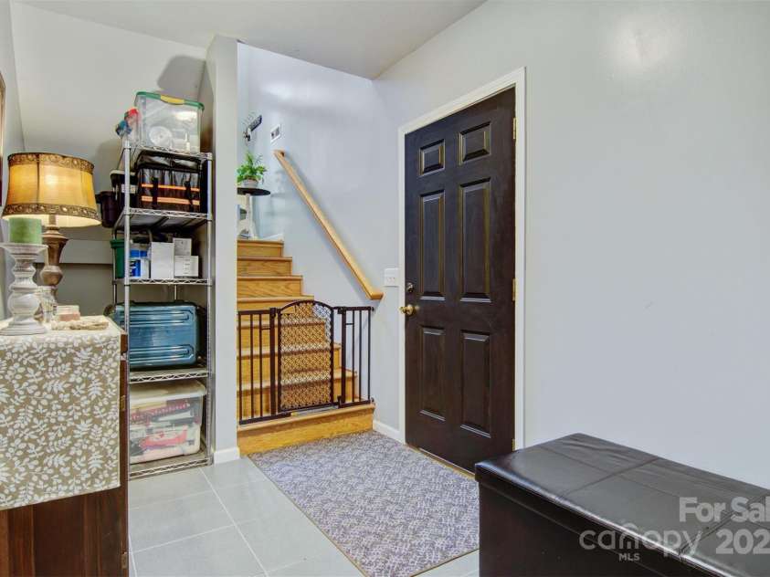 3541 Hezekiah Drive, Lenoir, NC 28645.  MLS# CAR4225336, YatesRealty ID 6974. 