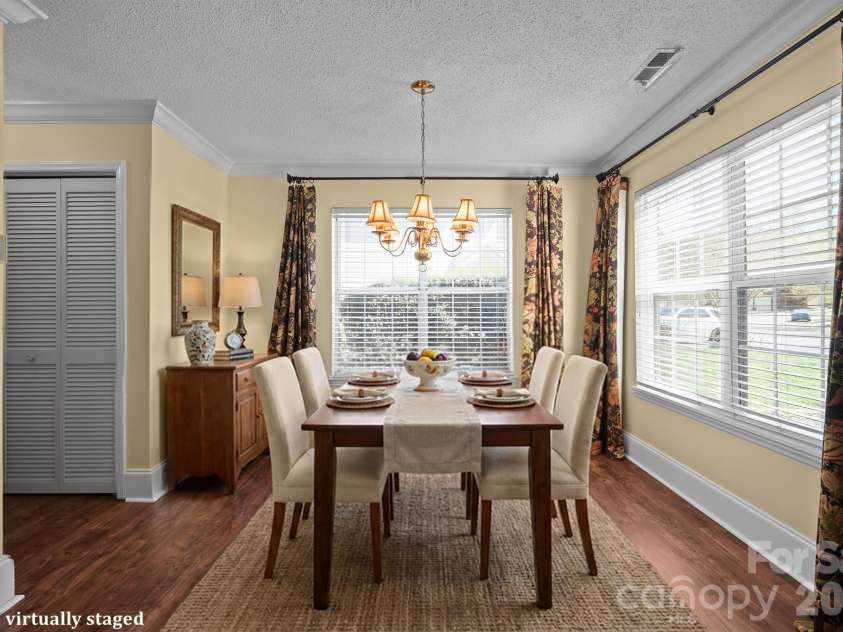 5805 Amity Springs Drive, Charlotte, NC 28212.  MLS# CAR4357438, YatesRealty ID 6974. 