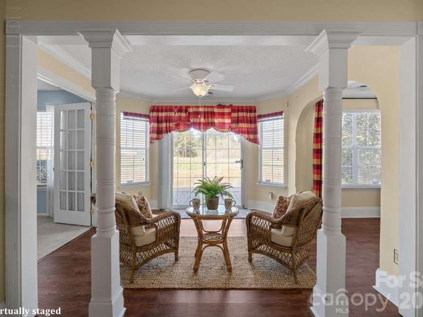 5805 Amity Springs Drive, Charlotte, NC 28212.  MLS# CAR4357438, YatesRealty ID 6974. Sun room/flex space