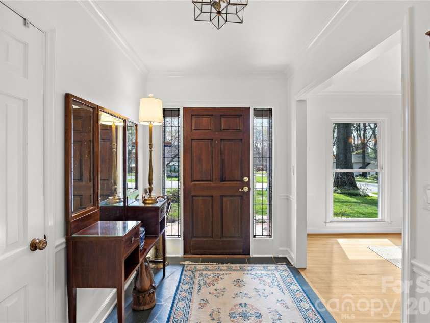 401 Glen Oaks Road, Charlotte, NC 28270.  MLS# CAR4356636, YatesRealty ID 6975. 