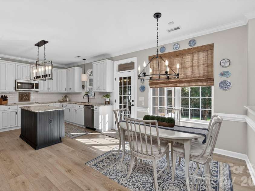 902 Applegate Parkway, Waxhaw, NC 28173.  MLS# CAR4360620, YatesRealty ID 6976. 