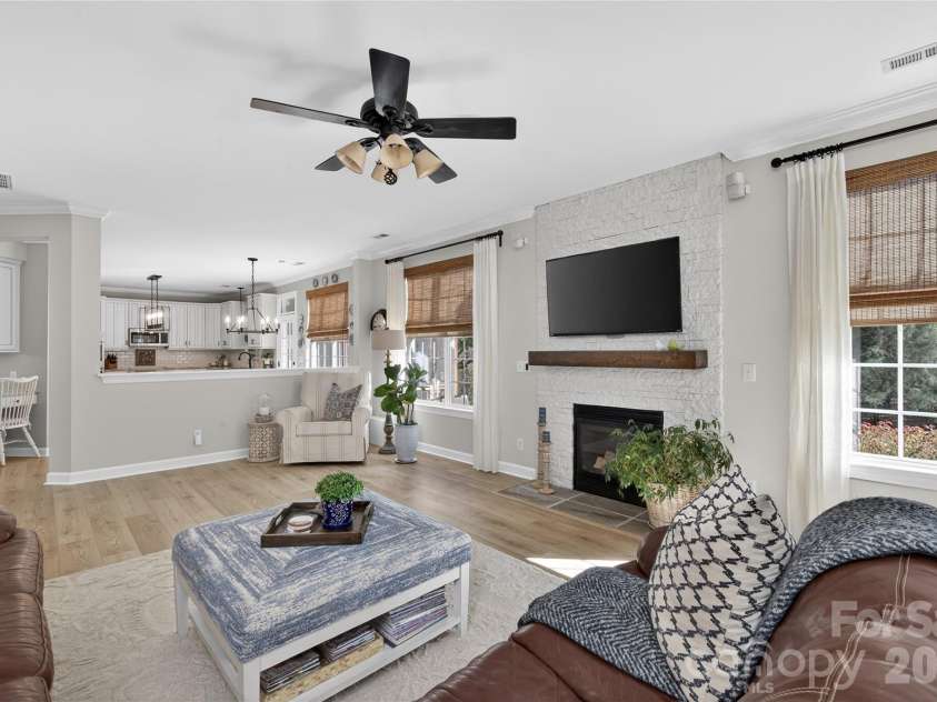 902 Applegate Parkway, Waxhaw, NC 28173.  MLS# CAR4360620, YatesRealty ID 6976. 