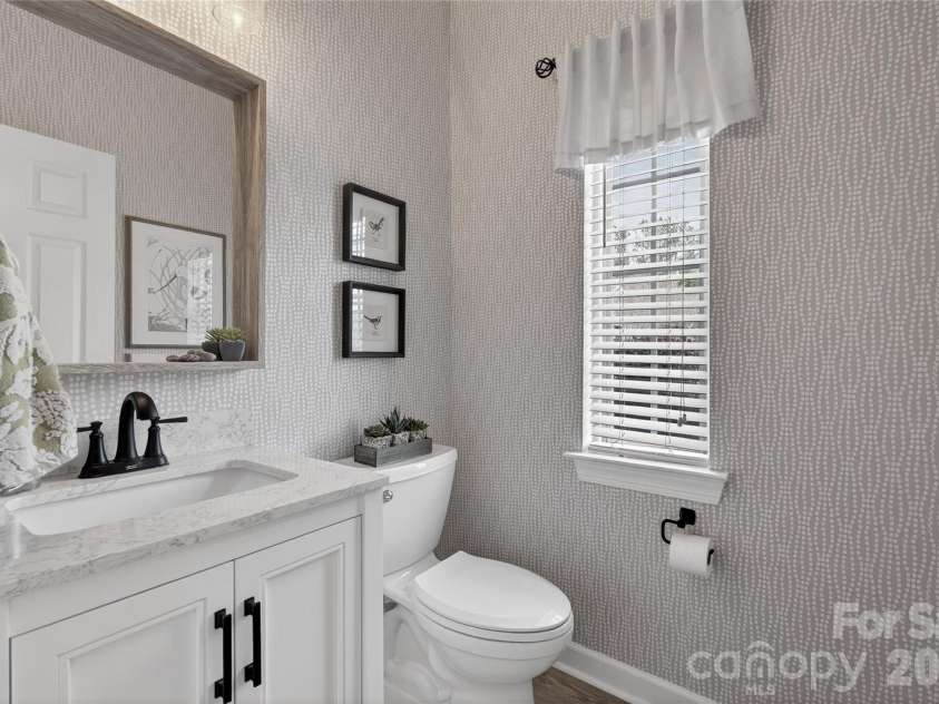 902 Applegate Parkway, Waxhaw, NC 28173.  MLS# CAR4360620, YatesRealty ID 6976. 