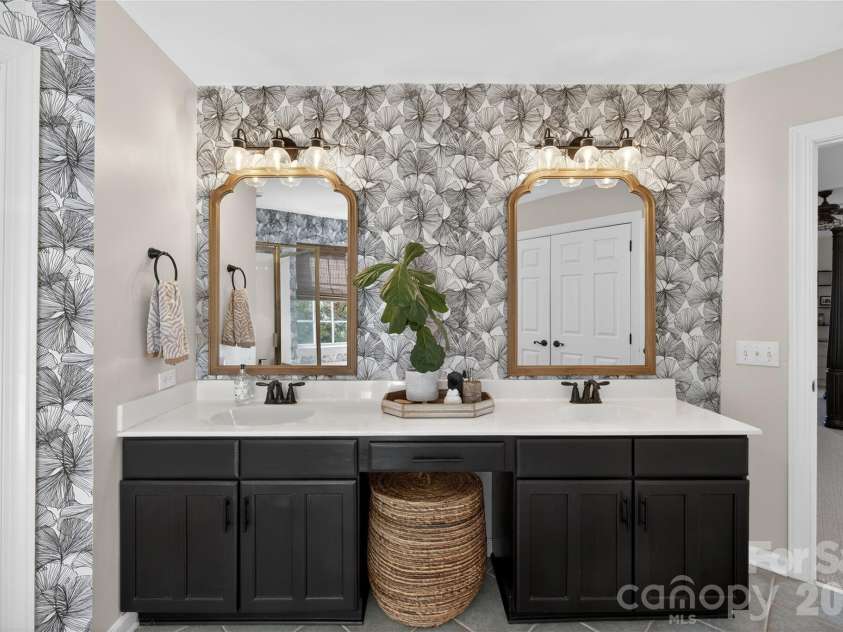 902 Applegate Parkway, Waxhaw, NC 28173.  MLS# CAR4360620, YatesRealty ID 6976. 