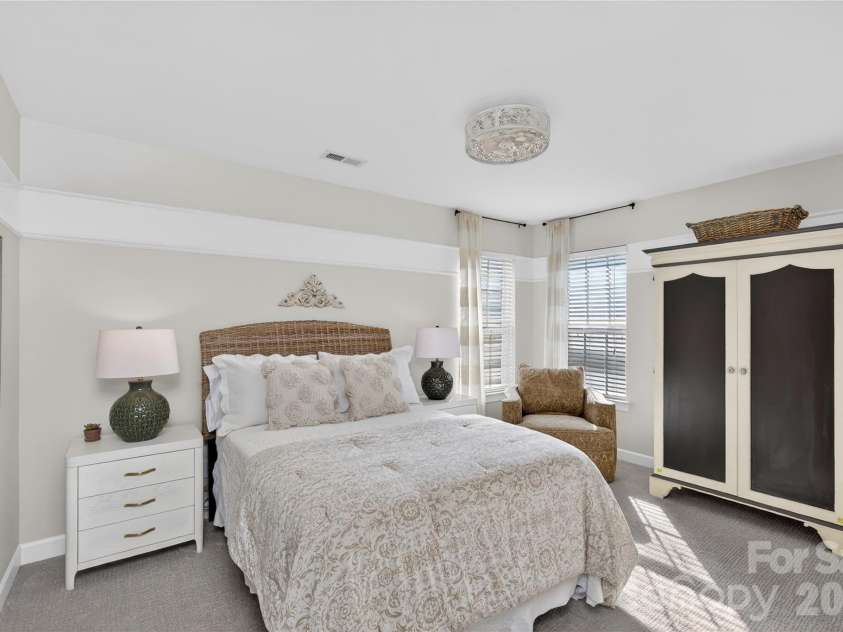 902 Applegate Parkway, Waxhaw, NC 28173.  MLS# CAR4360620, YatesRealty ID 6976. 