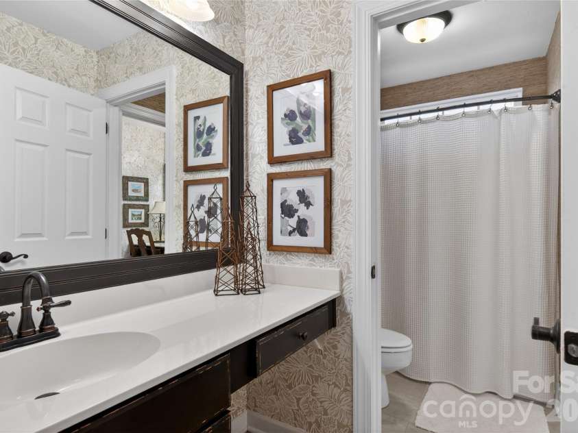 902 Applegate Parkway, Waxhaw, NC 28173.  MLS# CAR4360620, YatesRealty ID 6976. 