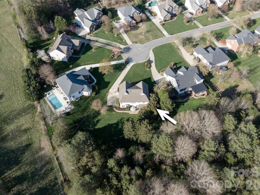902 Applegate Parkway, Waxhaw, NC 28173.  MLS# CAR4360620, YatesRealty ID 6976. 