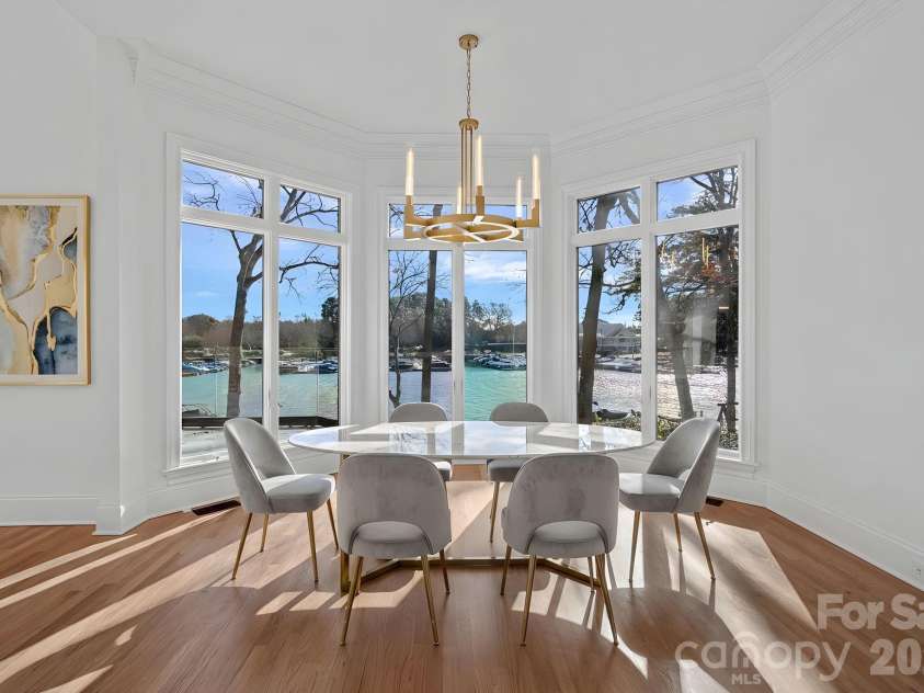 16624 Flying Jib Road, Cornelius, NC 28031.  MLS# CAR4320986, YatesRealty ID 6977. Breakfast nook. Virtually staged.