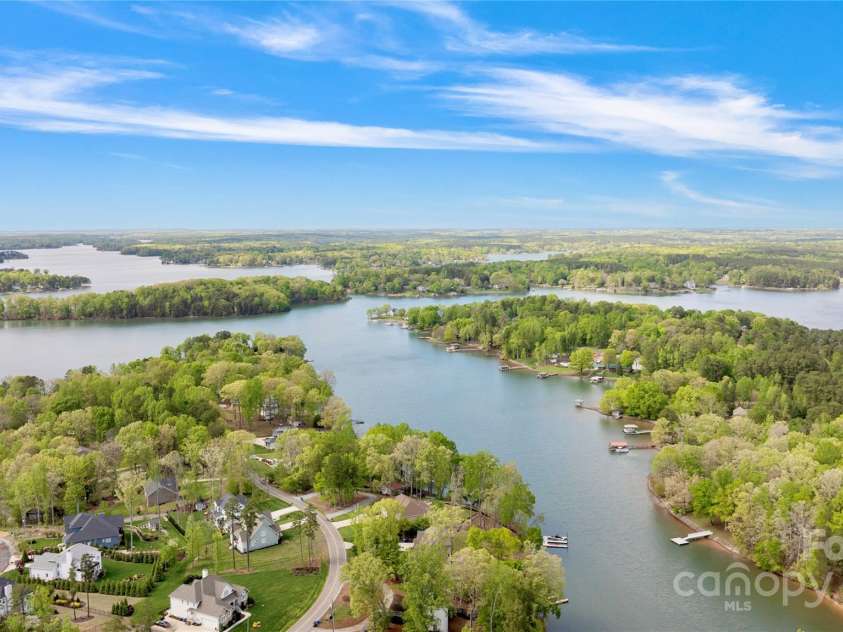 143 Ross Road, Mooresville, NC 28117.  MLS# CAR4245445, YatesRealty ID 6978. 