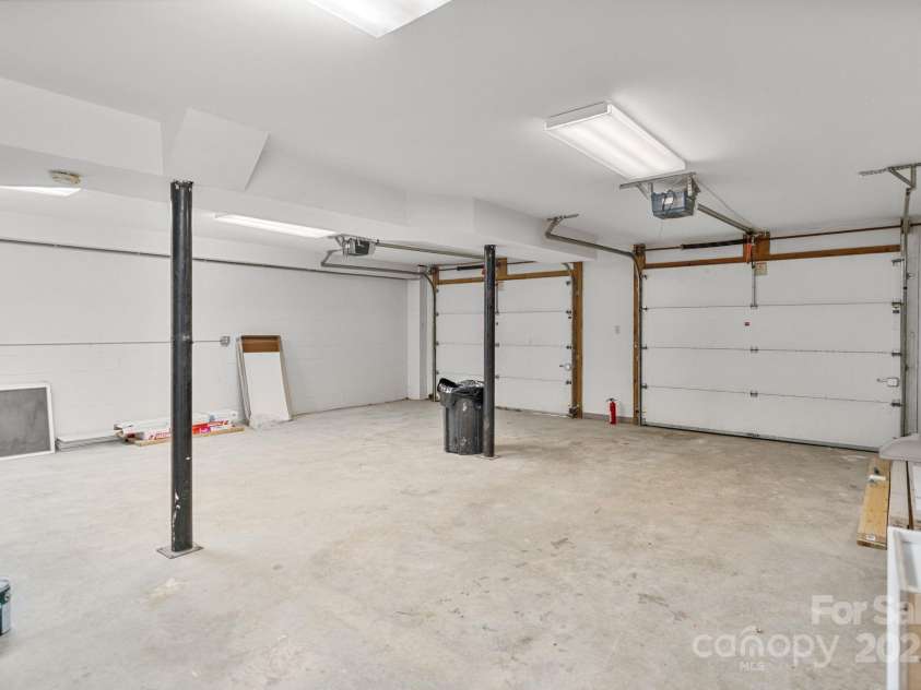 143 Ross Road, Mooresville, NC 28117.  MLS# CAR4245445, YatesRealty ID 6978. 