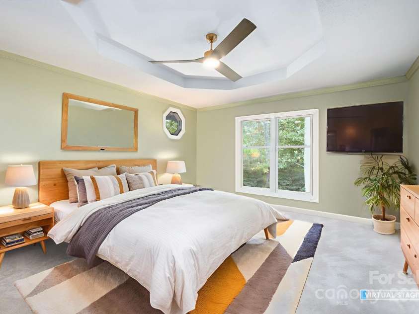 37 New Cross North None, Asheville, NC 28805.  MLS# CAR4307625, YatesRealty ID 6979. Virtually Staged Image