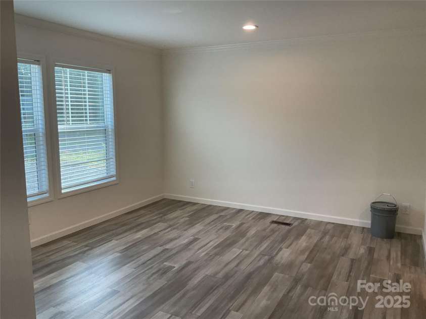 138 Zircon Drive, Statesville, NC 28625.  MLS# CAR4271013, YatesRealty ID 698. 