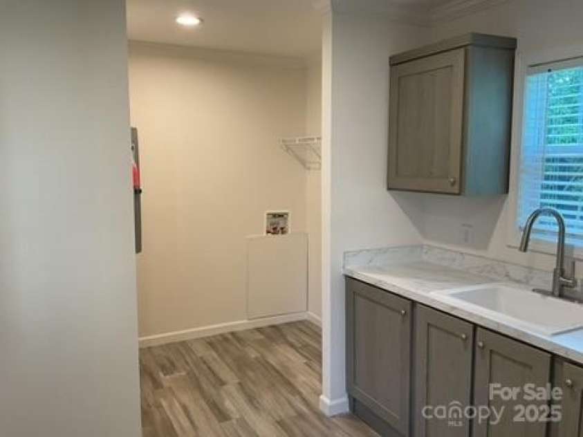 138 Zircon Drive, Statesville, NC 28625.  MLS# CAR4271013, YatesRealty ID 698. 