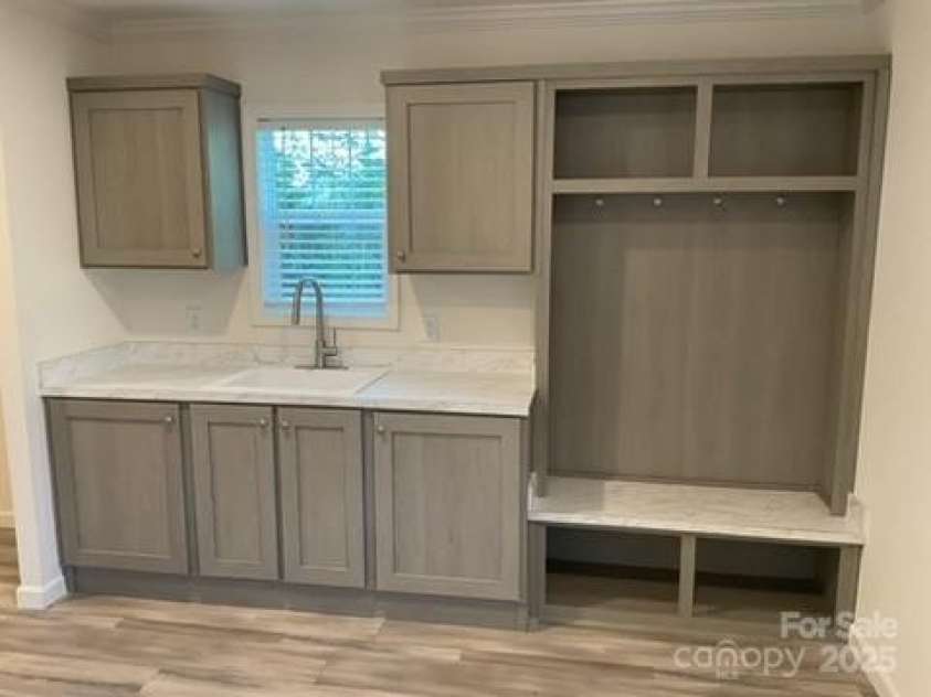 138 Zircon Drive, Statesville, NC 28625.  MLS# CAR4271013, YatesRealty ID 698. 