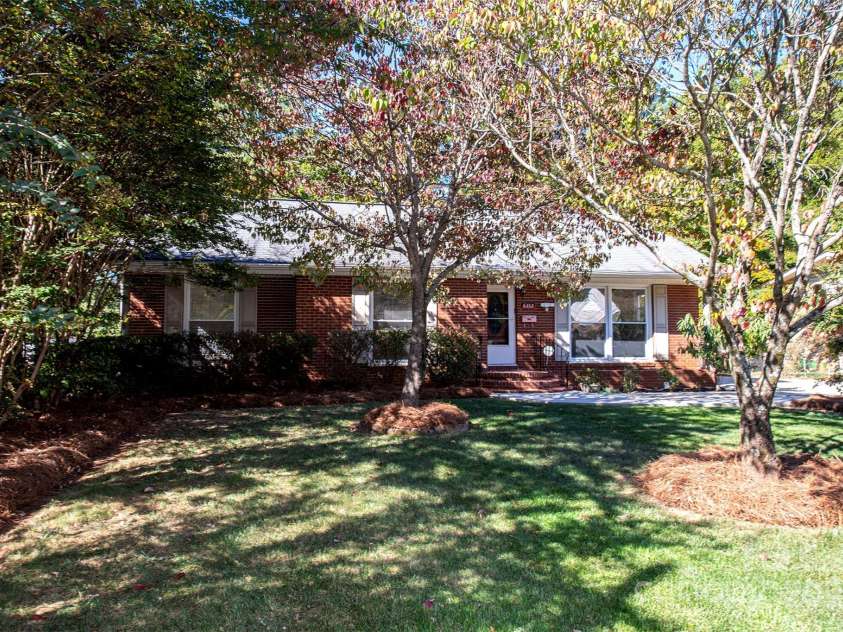 6332 Montpelier Road, Charlotte, NC 28210.  MLS# CAR4316898, YatesRealty ID 6980. 