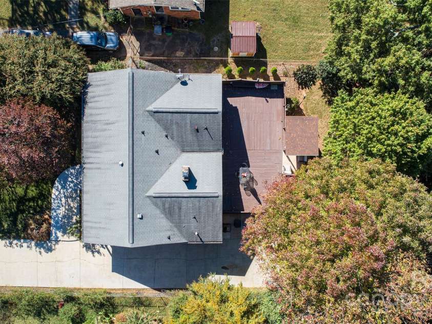 6332 Montpelier Road, Charlotte, NC 28210.  MLS# CAR4316898, YatesRealty ID 6980. 