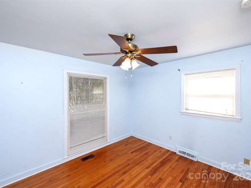 6332 Montpelier Road, Charlotte, NC 28210.  MLS# CAR4316898, YatesRealty ID 6980. 