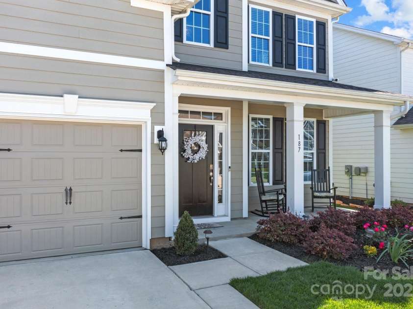 187 Longleaf Drive, Mooresville, NC 28117.  MLS# CAR4244494, YatesRealty ID 6982. 