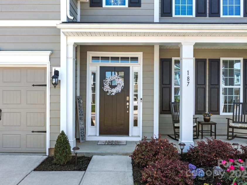 187 Longleaf Drive, Mooresville, NC 28117.  MLS# CAR4244494, YatesRealty ID 6982. 