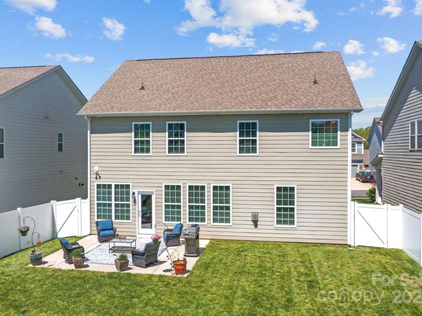 187 Longleaf Drive, Mooresville, NC 28117.  MLS# CAR4244494, YatesRealty ID 6982. 