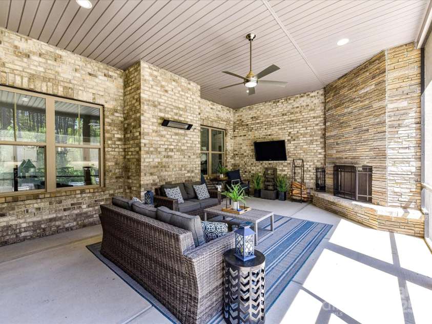 5933 Legacy Lane, Kannapolis, NC 28081.  MLS# CAR4248402, YatesRealty ID 6983. 