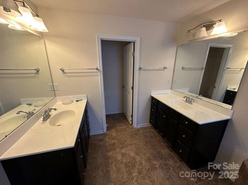 2271 Drake Mill Lane, Concord, NC 28025.  MLS# CAR4333159, YatesRealty ID 6984. 