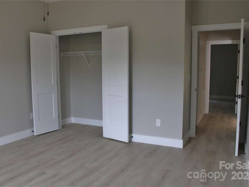 3656 Raymond Loop, Newton, NC 28658.  MLS# CAR4181121, YatesRealty ID 6984. 