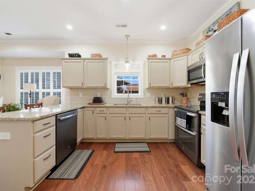 505 2nd Street Place, Conover, NC 28613.  MLS# CAR4309798, YatesRealty ID 6986. 