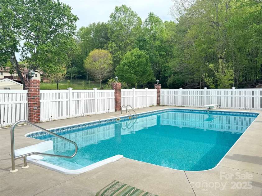 5006 Howell School Road, Jonesville, NC 28642.  MLS# CAR4249193, YatesRealty ID 6987. 