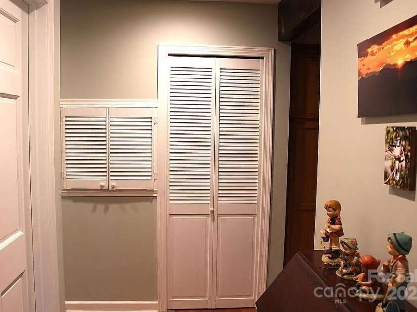 4122 Connestee Trail, Brevard, NC 28712.  MLS# CAR4249240, YatesRealty ID 6988. 